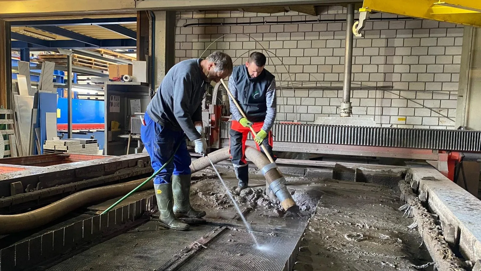 WSM-Mitarbeiter bei einem Industrieeinsatz